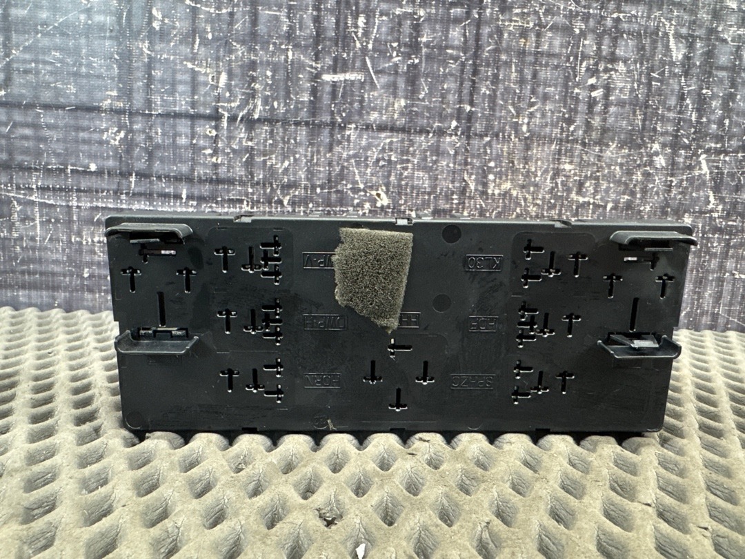 Блок управления бортовой сети, 2500 рублей, Красноярск