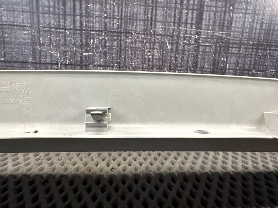 Обшивка крышки багажника, 670 рублей, Красноярск