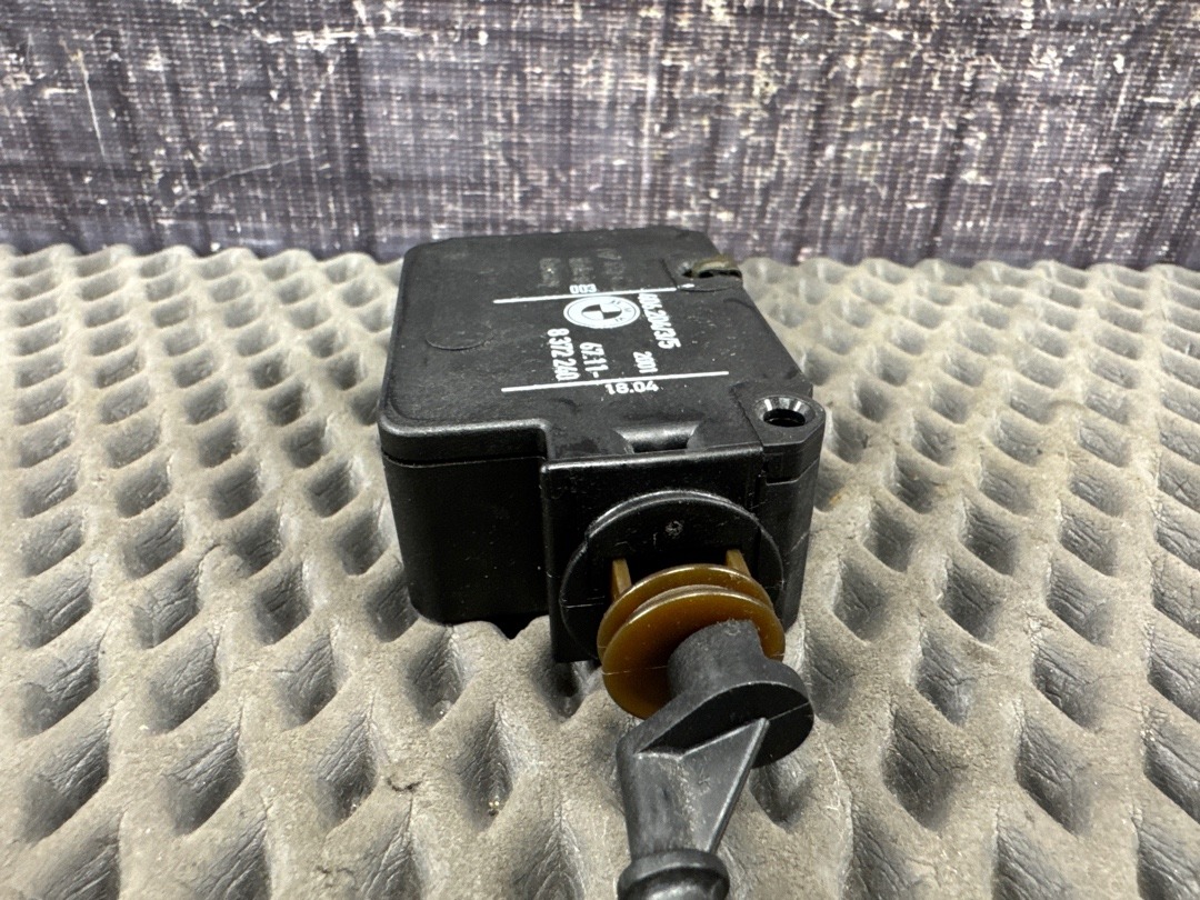 Замок лючка бензобака, 300 рублей, Красноярск