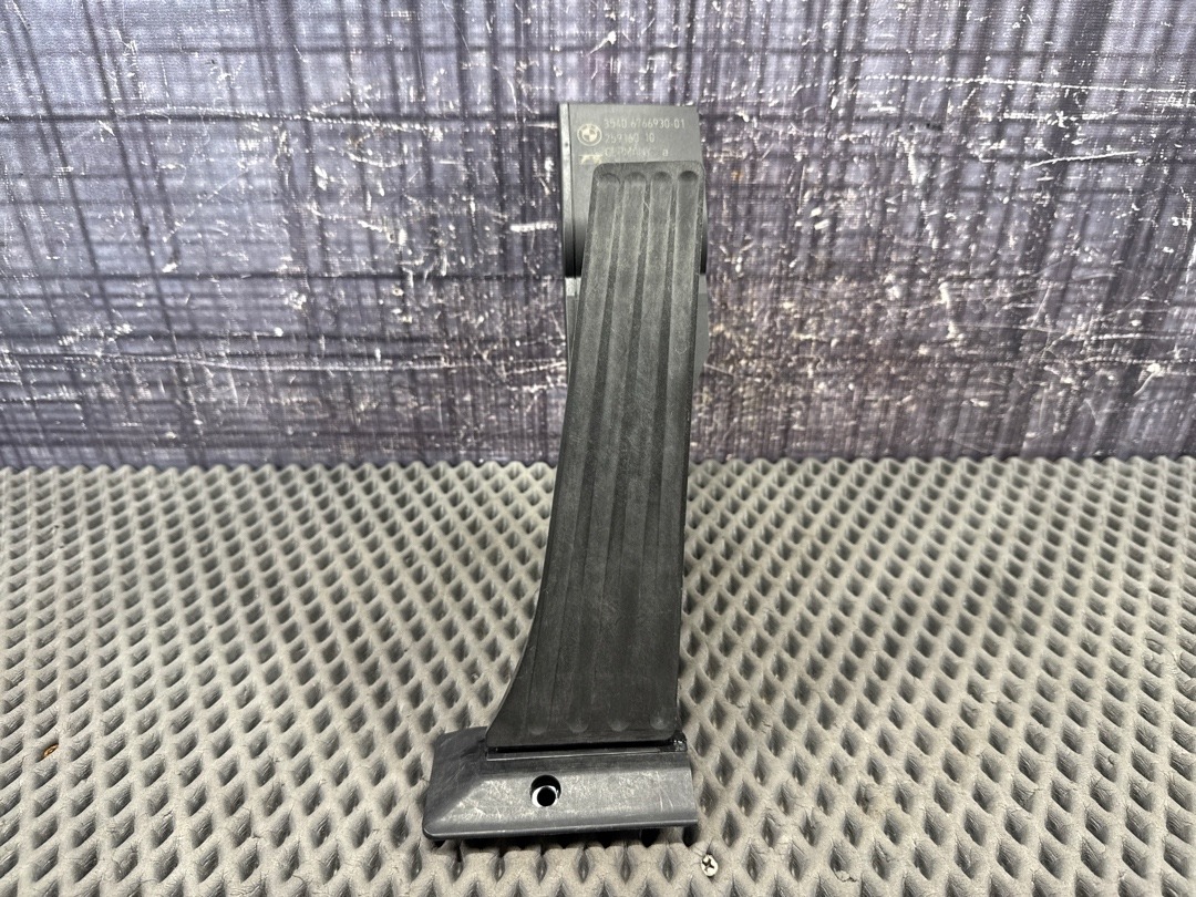 Педаль газа, 600 рублей, Красноярск