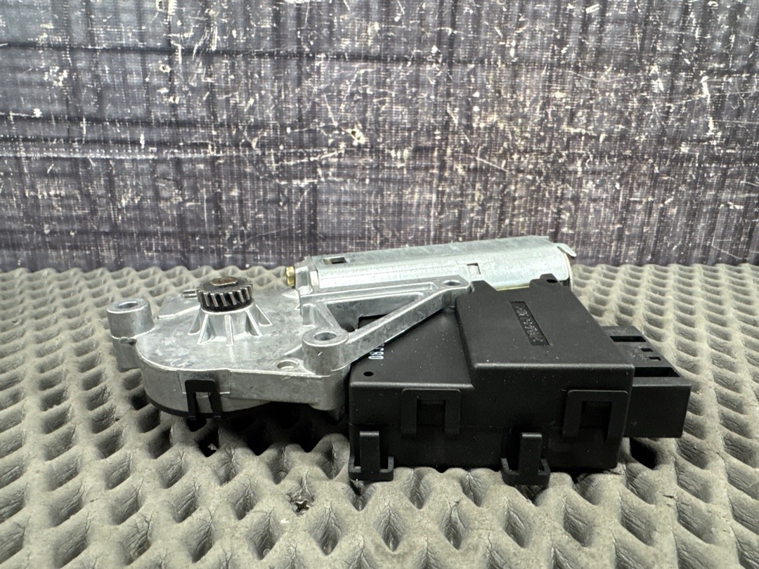 Мотор люка, 600 рублей, Красноярск