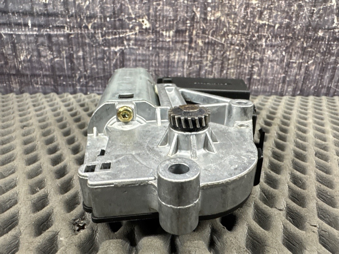 Мотор люка, 600 рублей, Красноярск