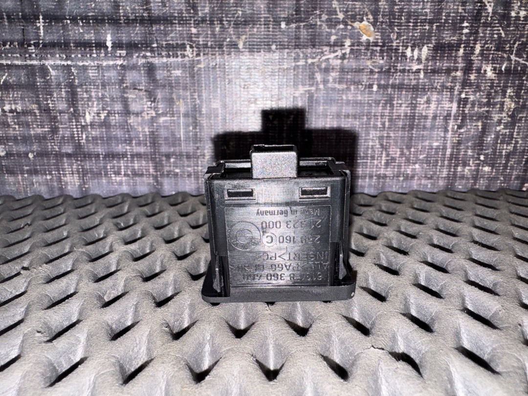 Кнопка корректора фар, 276 рублей, Красноярск