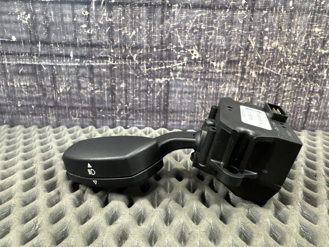 Подрулевой переключатель, 300 рублей, Красноярск