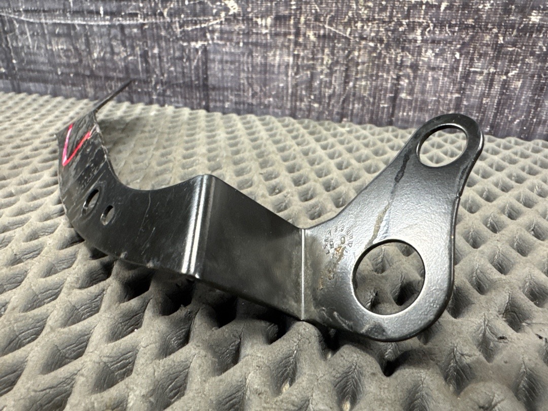 Крепление бампера, 400 рублей, Красноярск