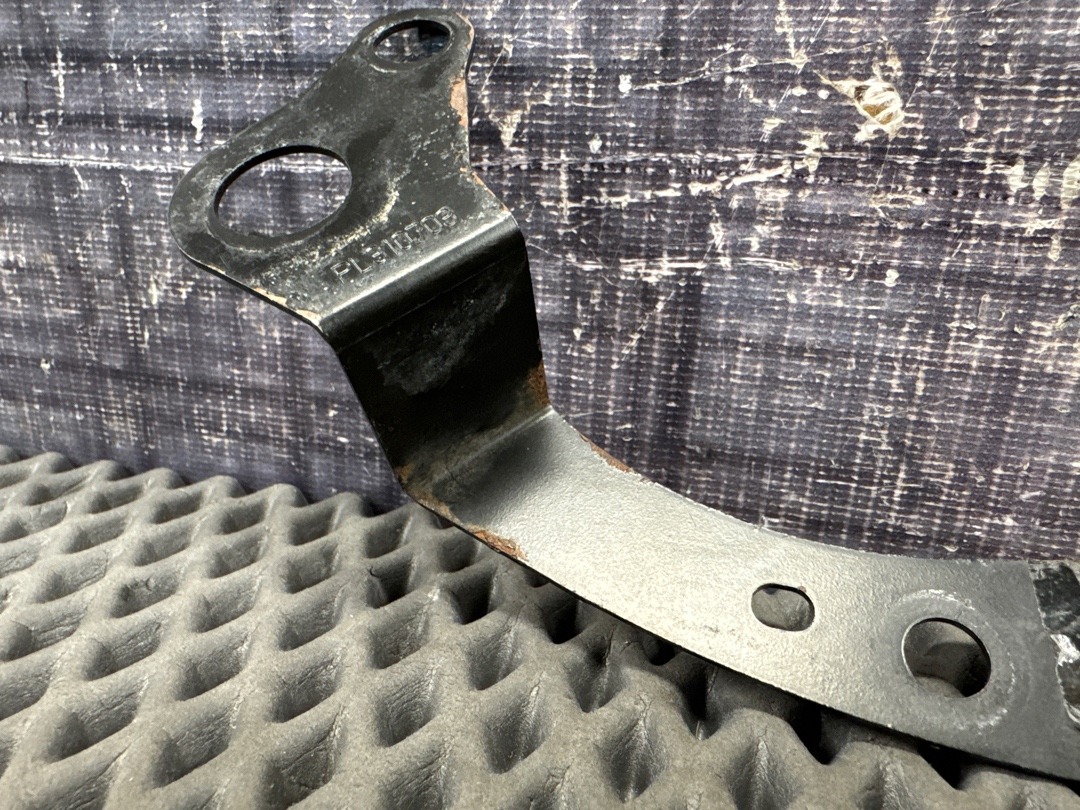 Крепление бампера, 400 рублей, Красноярск