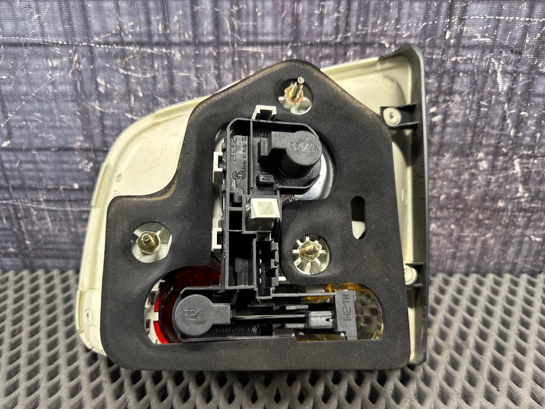 Фонарь в крышку багажника, 2000 рублей, Красноярск