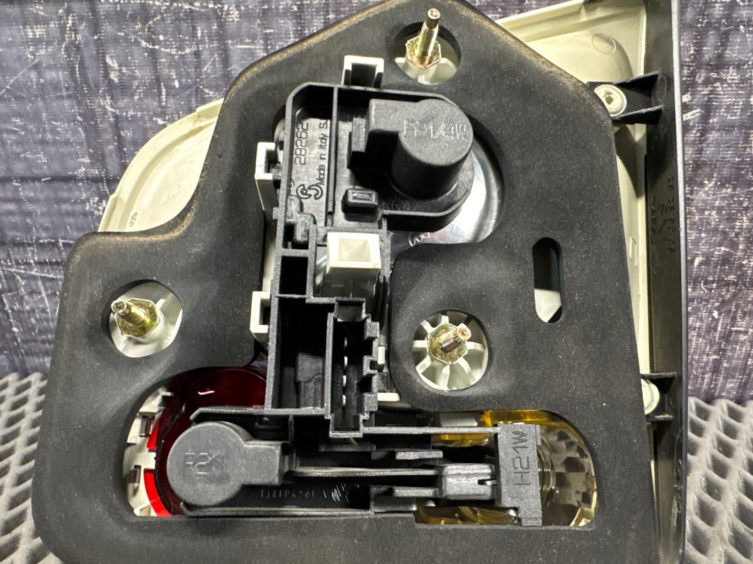 Фонарь в крышку багажника, 2000 рублей, Красноярск