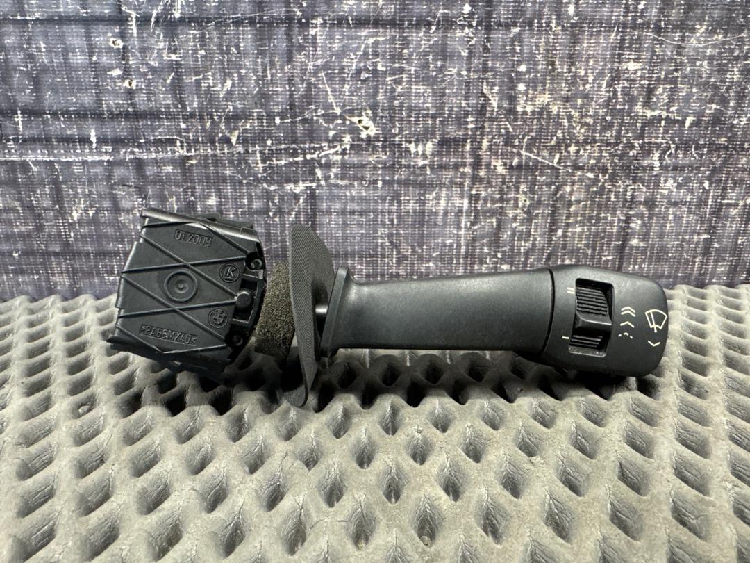 Подрулевой переключатель, 180 рублей, Красноярск