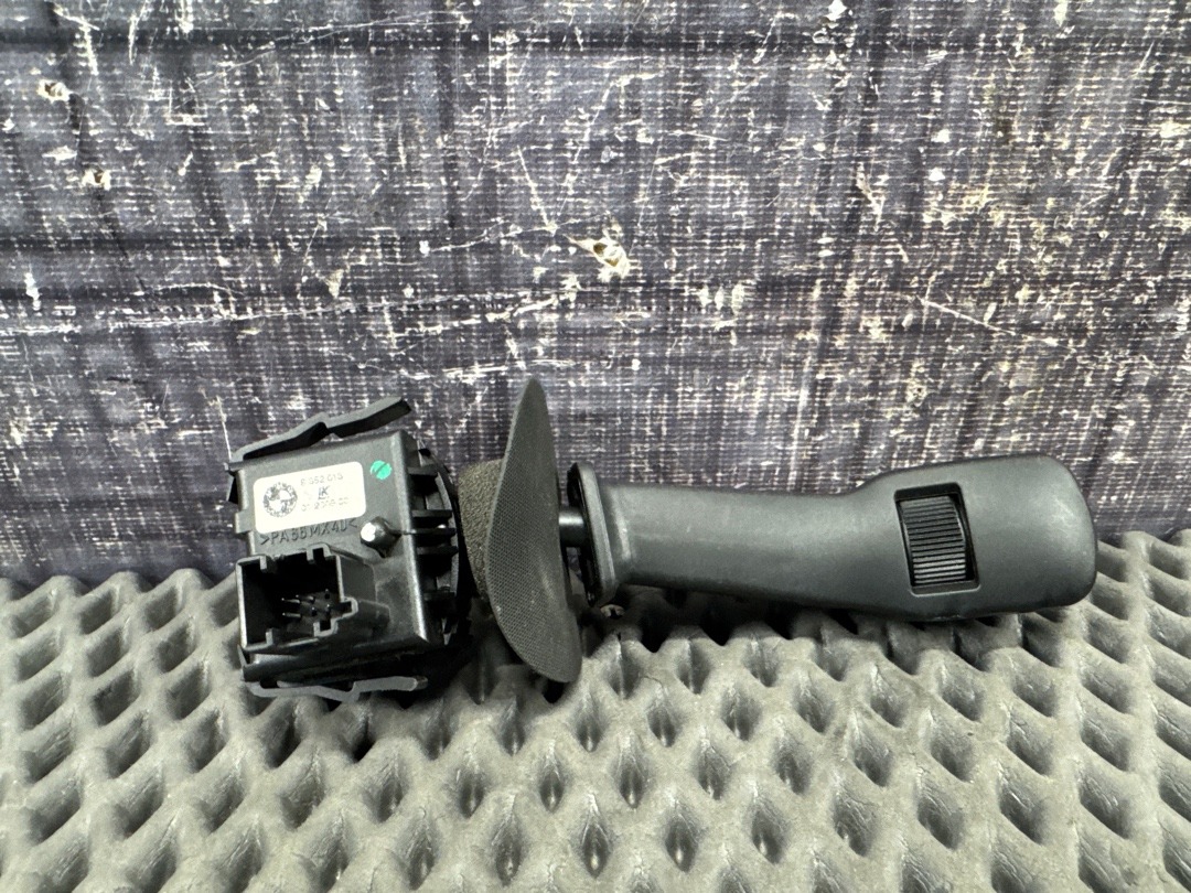 Подрулевой переключатель, 180 рублей, Красноярск