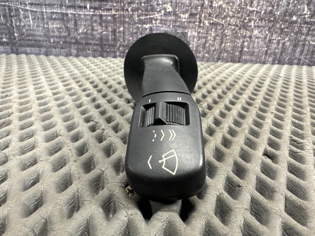 Подрулевой переключатель, 180 рублей, Красноярск