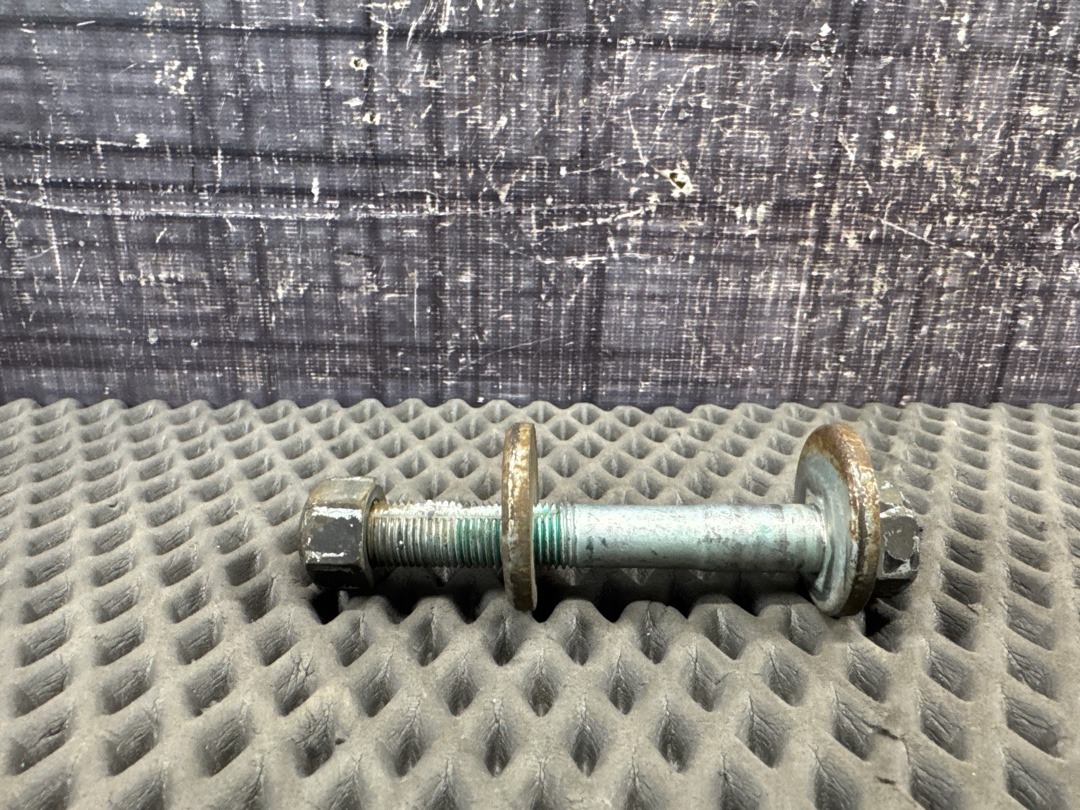 Болт развальный, 300 рублей, Красноярск