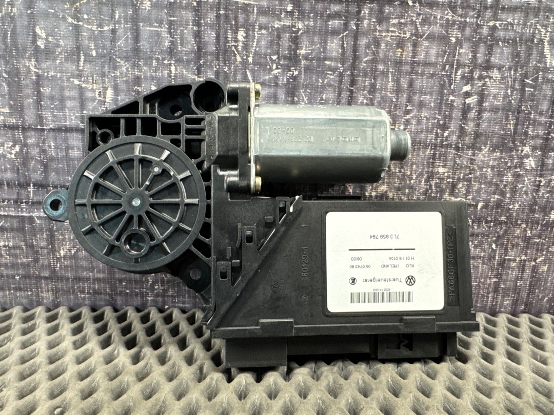 Мотор стеклоподъемника, 1300 рублей, Красноярск