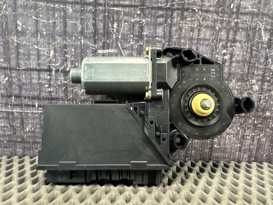 Мотор стеклоподъемника, 1300 рублей, Красноярск