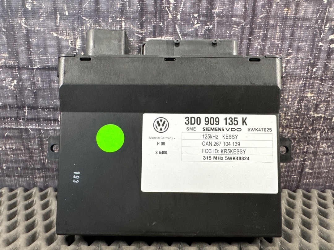 Блок управления центральным замком, 3000 рублей, Красноярск