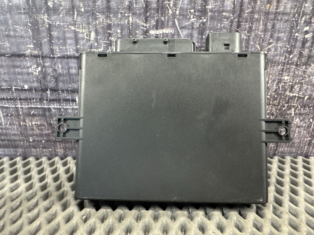 Блок управления центральным замком, 3000 рублей, Красноярск