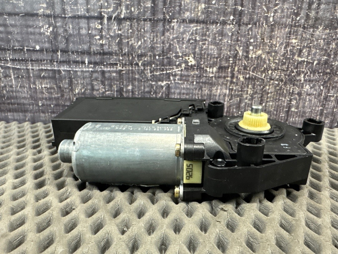 Мотор стеклоподъемника, 2500 рублей, Красноярск