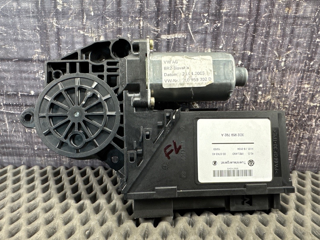 Мотор стеклоподъемника, 3000 рублей, Красноярск