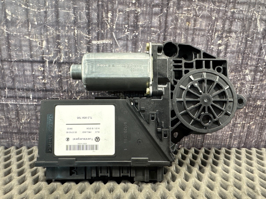 Мотор стеклоподъемника, 1300 рублей, Красноярск