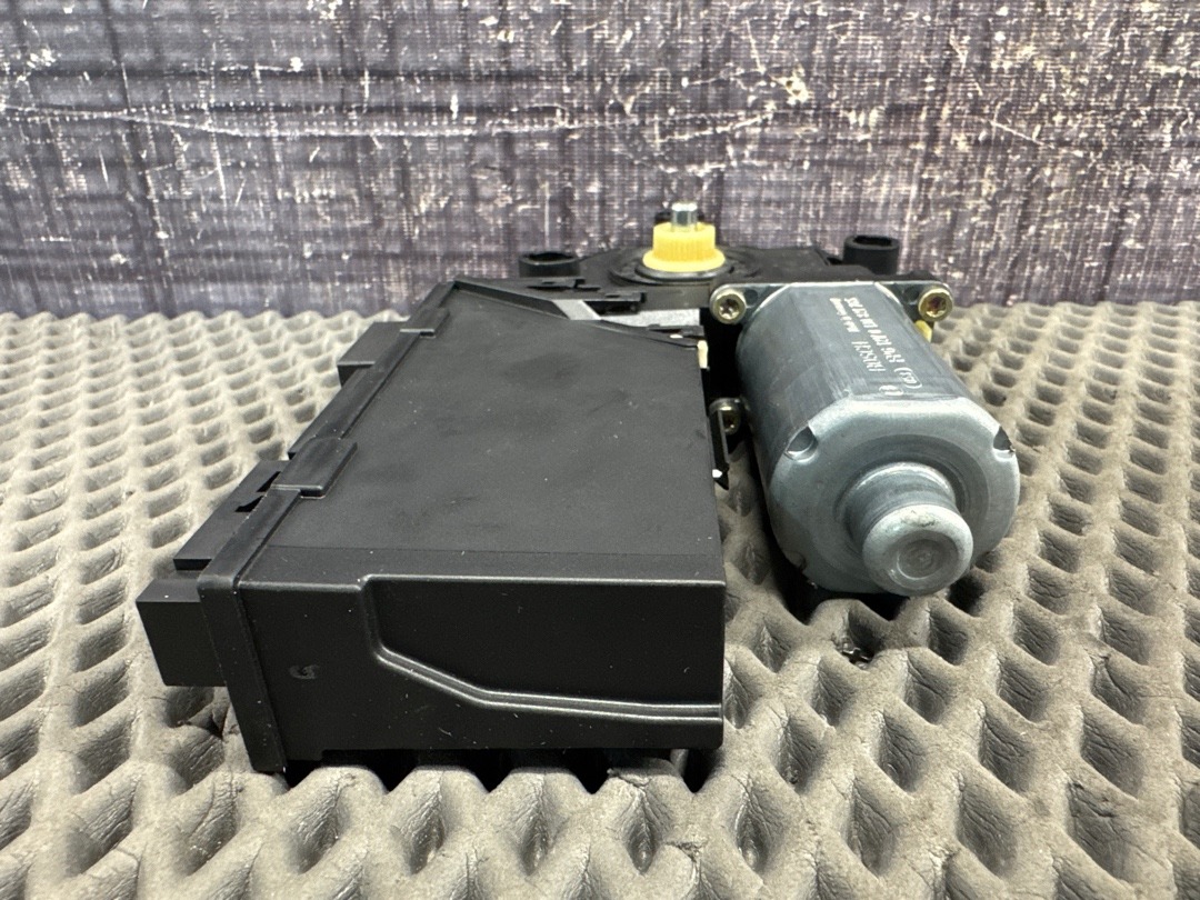 Мотор стеклоподъемника, 1300 рублей, Красноярск