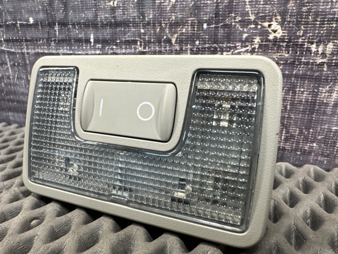 Плафон салона, 400 рублей, Красноярск