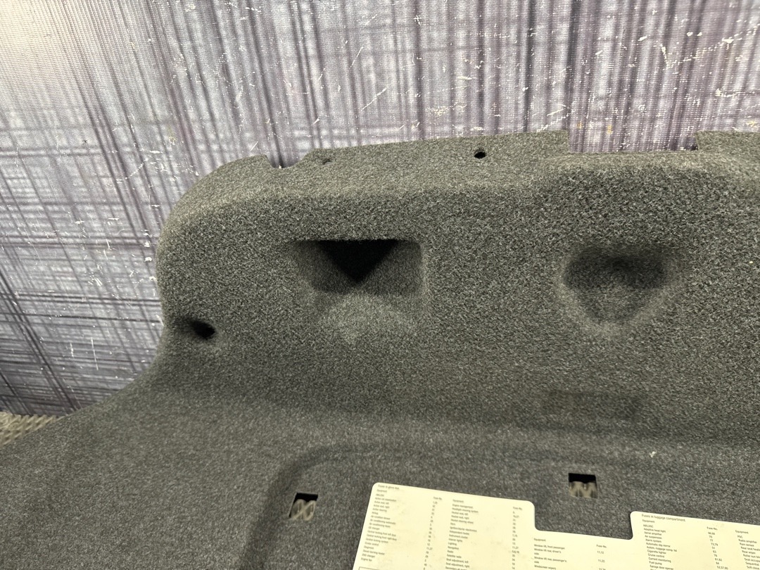 Обшивка крышки багажника, 900 рублей, Красноярск