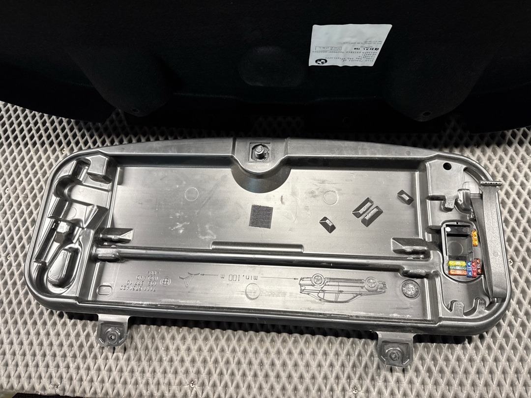 Обшивка крышки багажника, 900 рублей, Красноярск