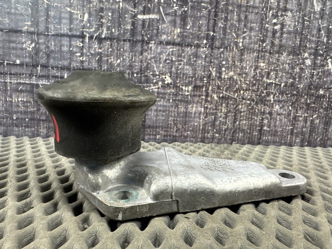 Кронштейн двигателя, 665 рублей, Красноярск