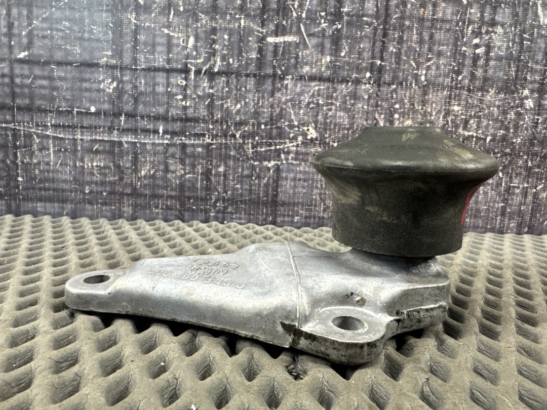 Кронштейн двигателя, 665 рублей, Красноярск