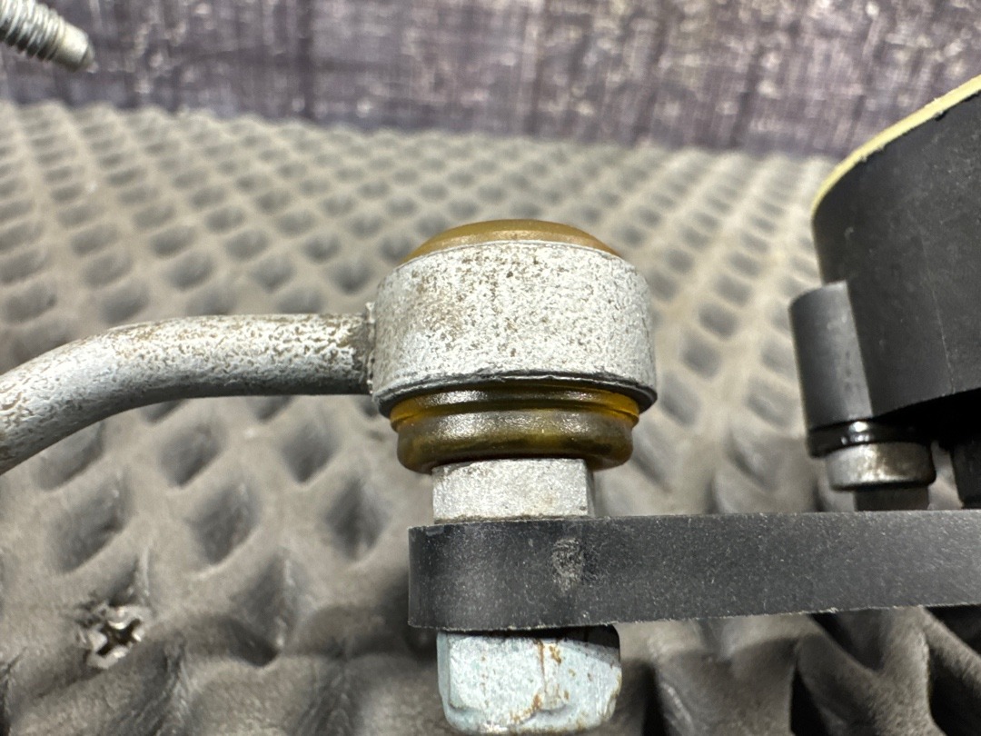 Датчик уровня подвески, 2000 рублей, Красноярск