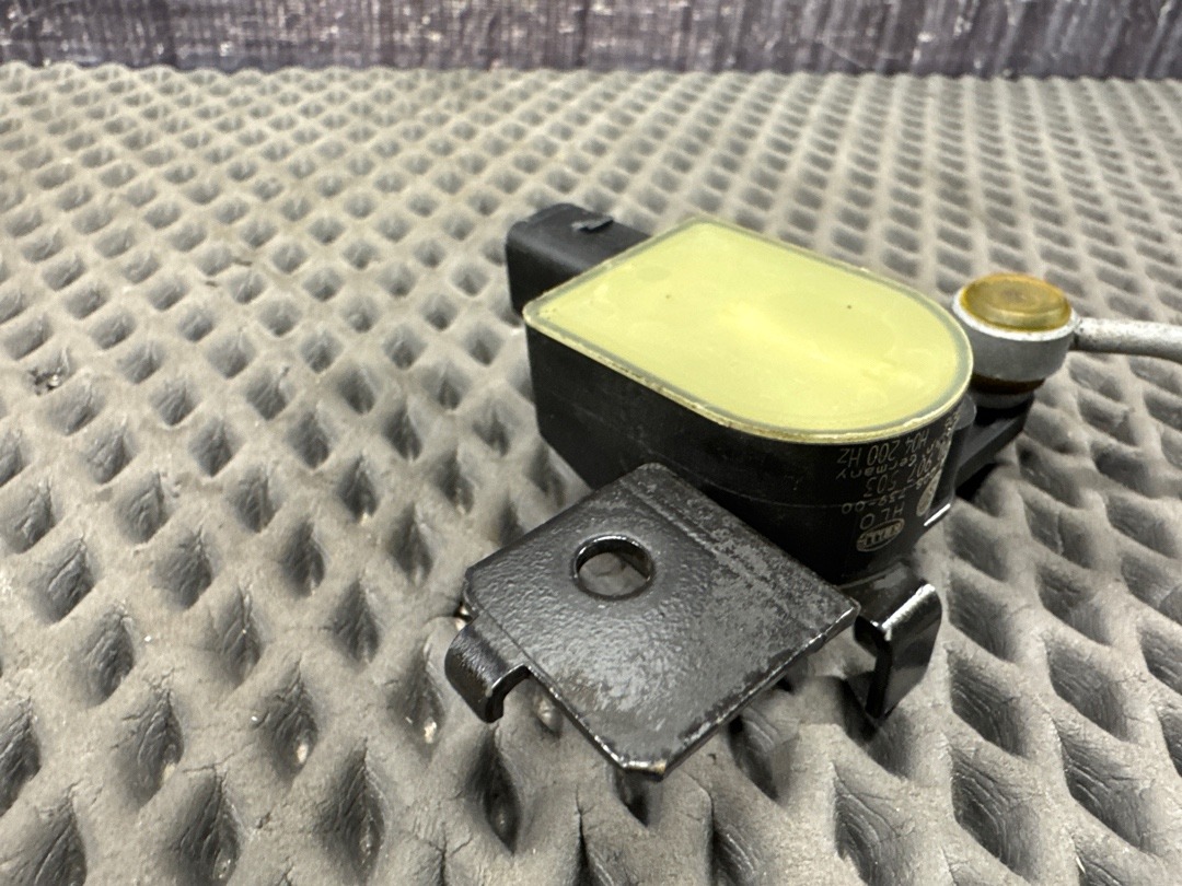 Датчик уровня подвески, 2000 рублей, Красноярск