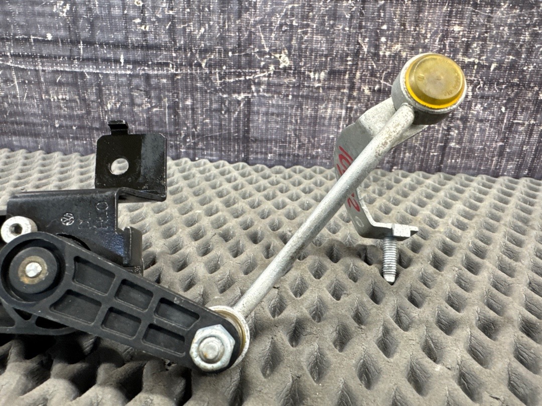 Датчик уровня подвески, 2000 рублей, Красноярск