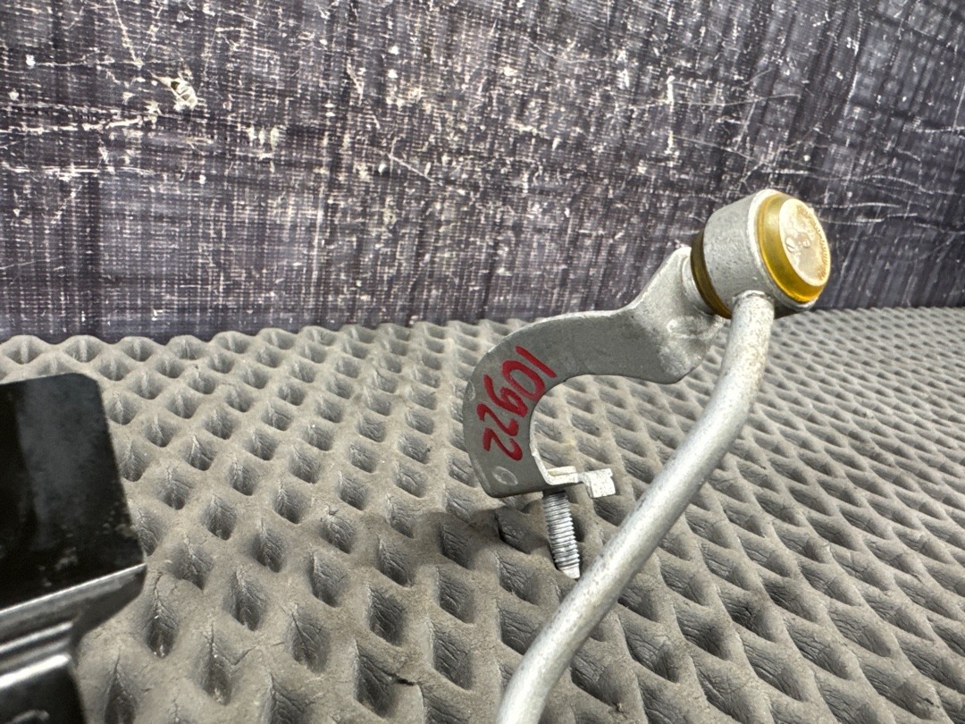 Датчик уровня подвески, 2000 рублей, Красноярск