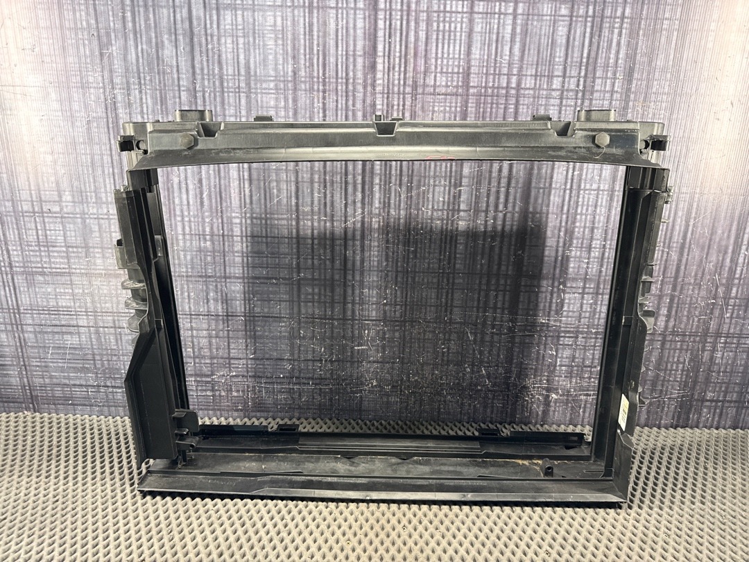 Рамка радиатора, 2400 рублей, Красноярск