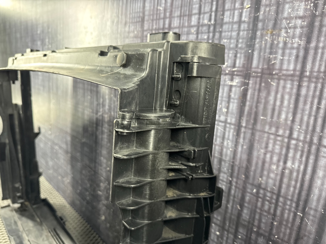 Рамка радиатора, 2400 рублей, Красноярск