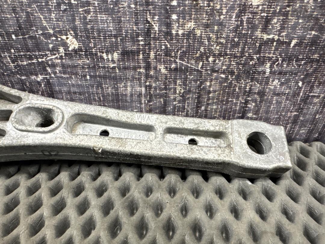 Опора двигателя, 800 рублей, Красноярск