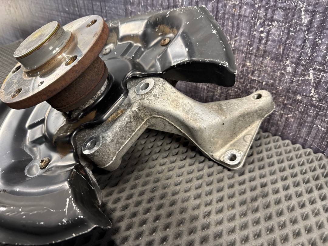 Поворотный кулак, 2573 рублей, Красноярск