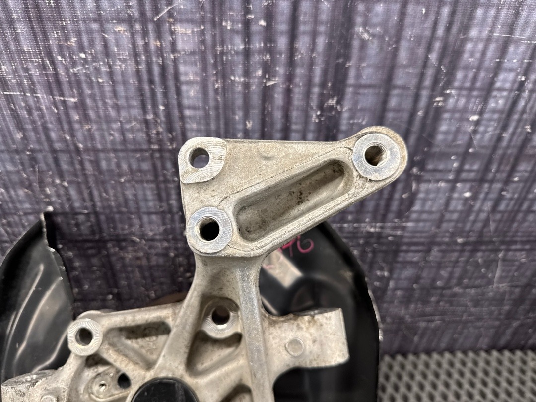 Поворотный кулак, 2573 рублей, Красноярск