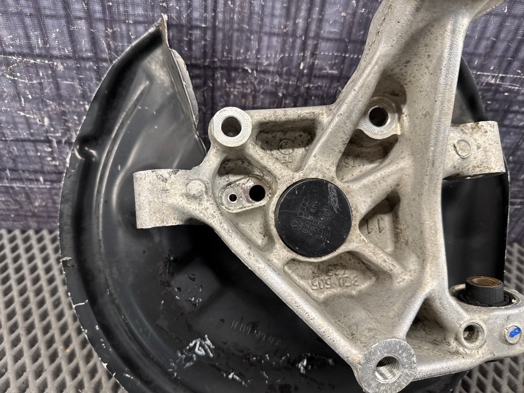 Поворотный кулак, 2573 рублей, Красноярск