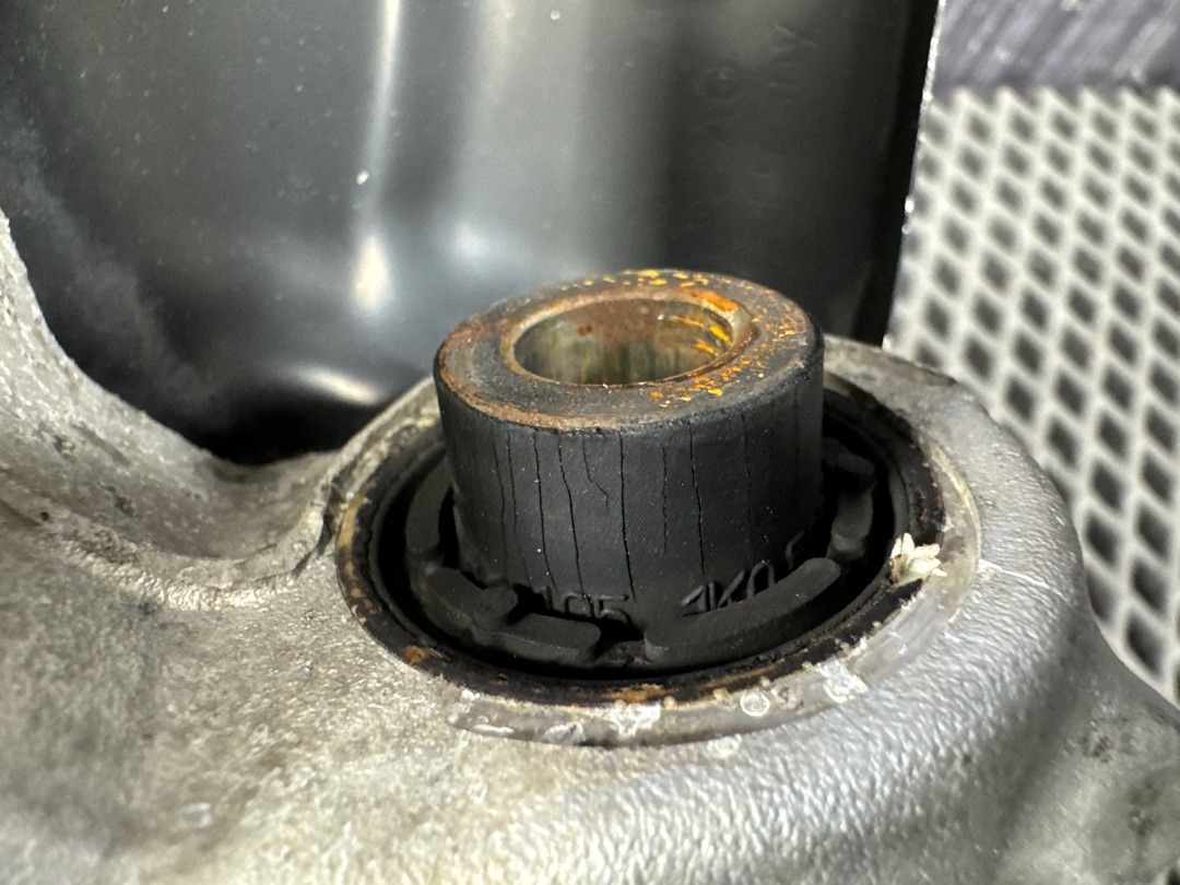 Поворотный кулак, 2573 рублей, Красноярск