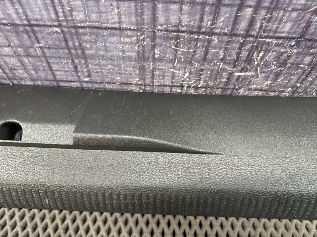 Пластик багажника, 1980 рублей, Красноярск