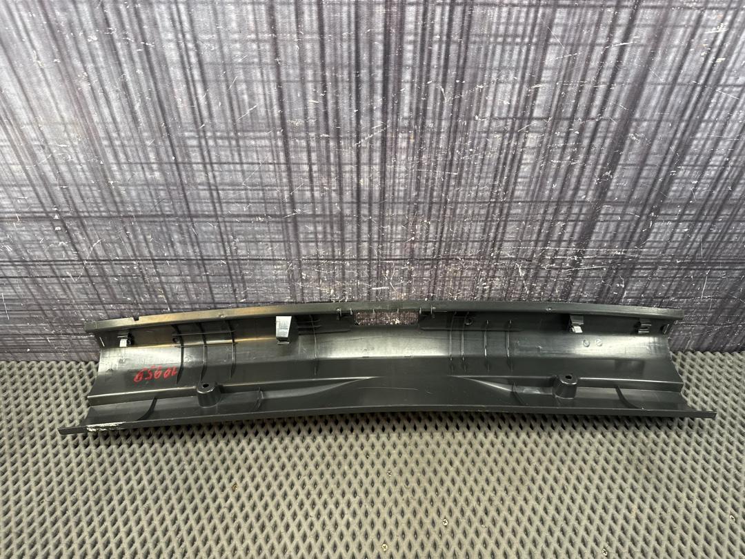 Пластик багажника, 1980 рублей, Красноярск