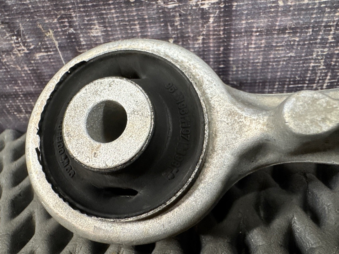 Рычаг подвески, 1140 рублей, Красноярск