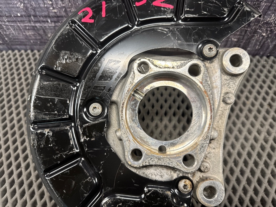 Поворотный кулак, 2573 рублей, Красноярск