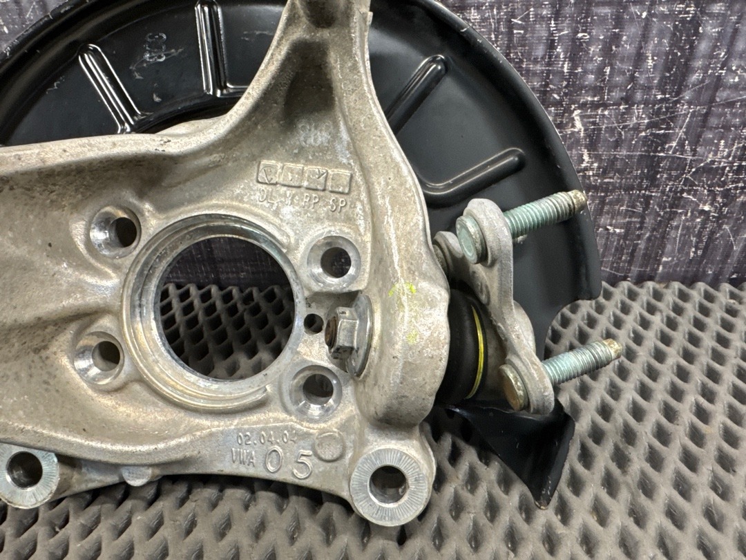 Поворотный кулак, 2573 рублей, Красноярск