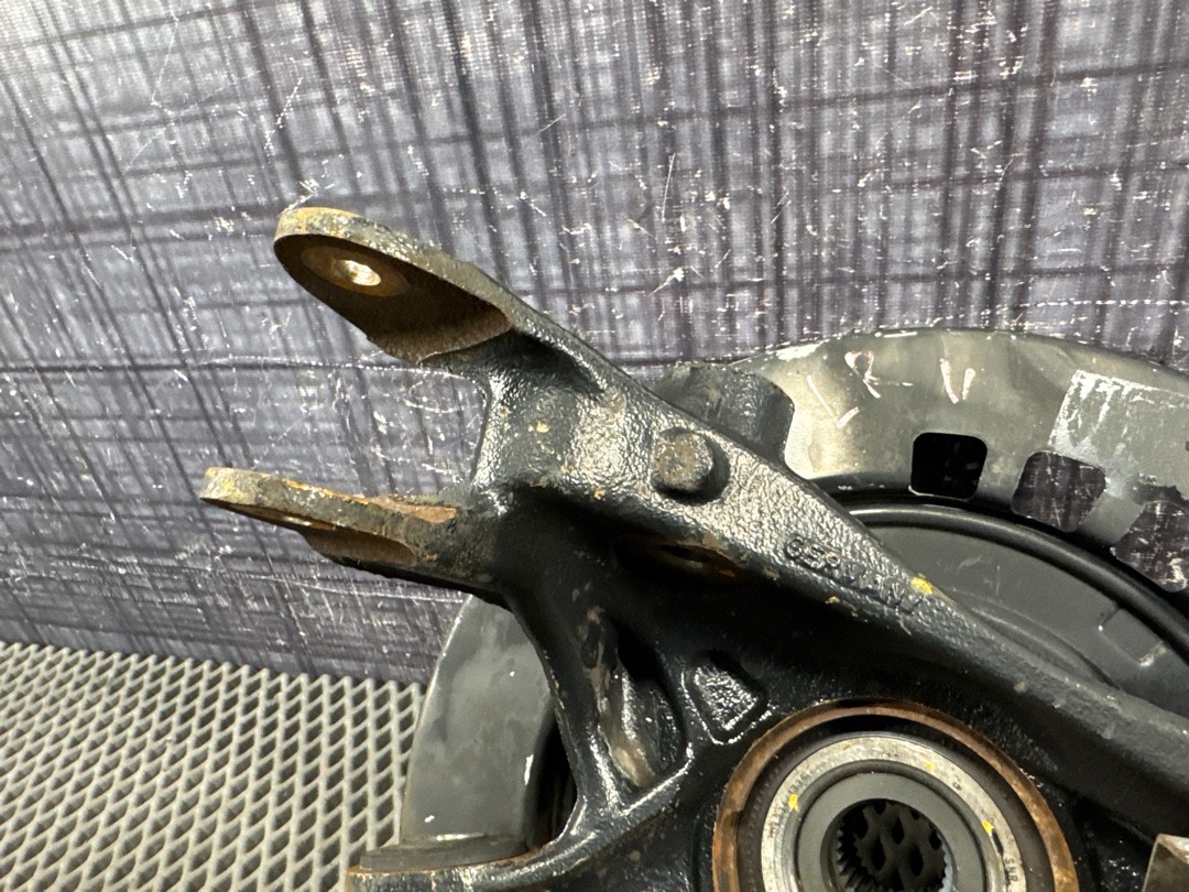 Поворотный кулак, 3859 рублей, Красноярск