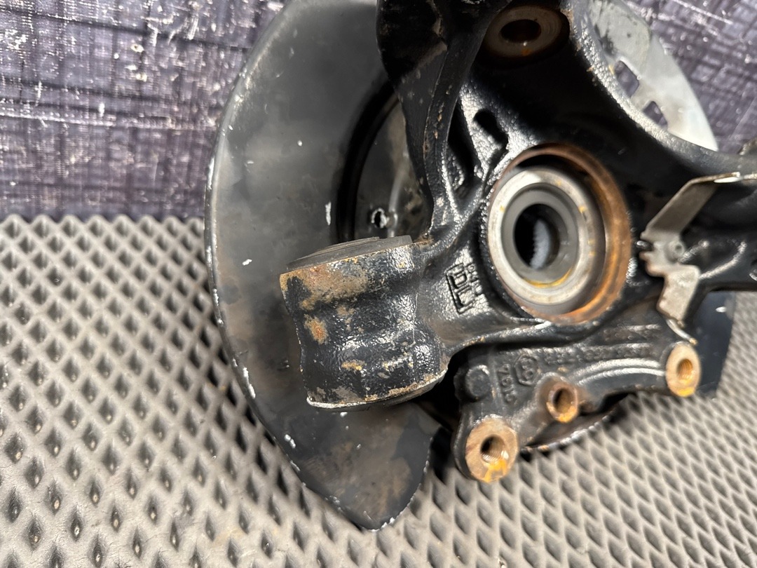 Поворотный кулак, 3859 рублей, Красноярск