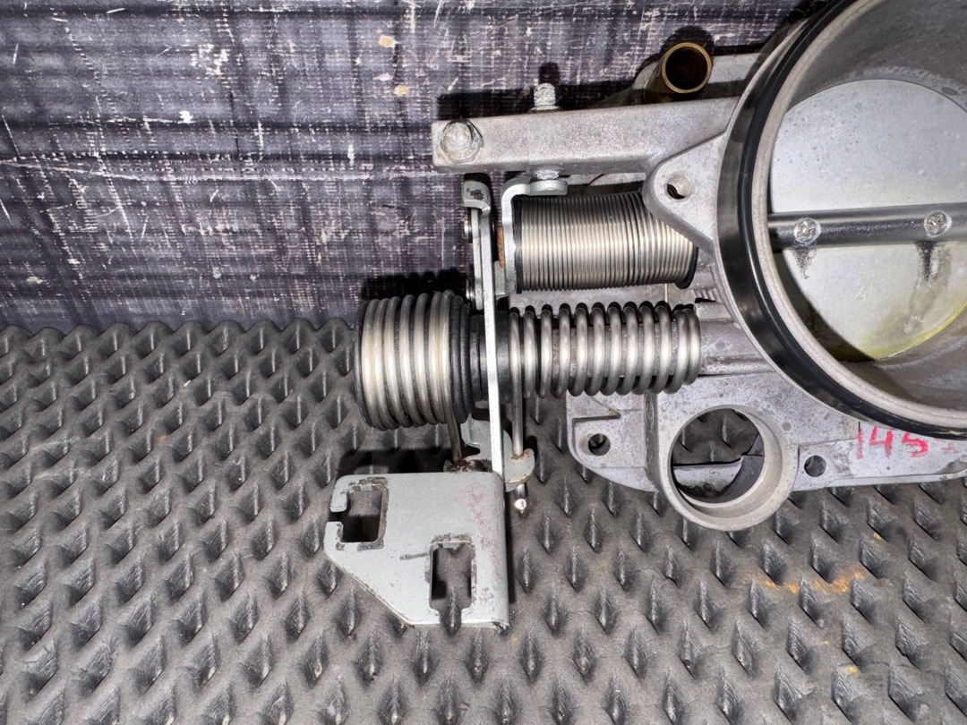 Дроссельная заслонка, 600 рублей, Красноярск