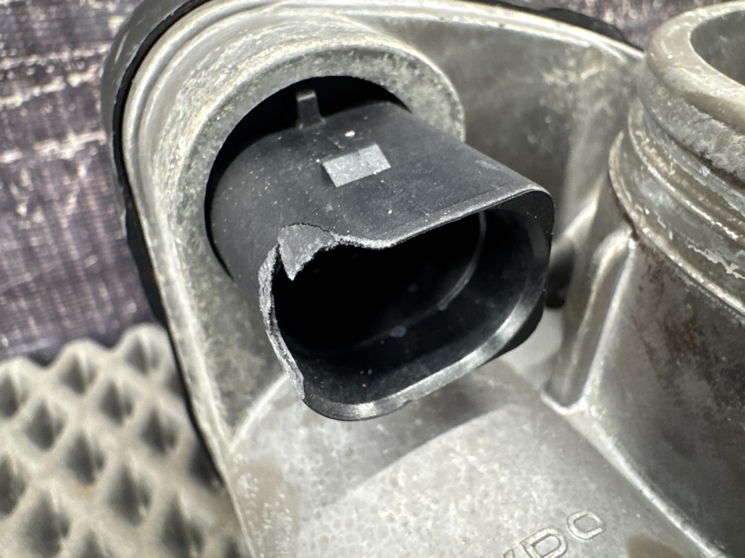 Дроссельная заслонка, 2100 рублей, Красноярск