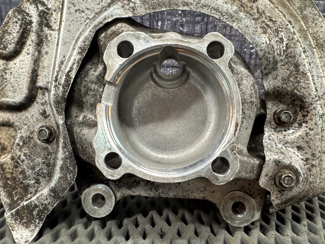 Поворотный кулак, 1500 рублей, Красноярск